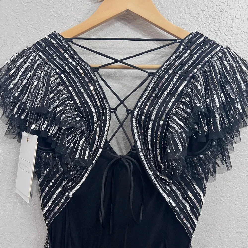 NEW $698 MAC DUGGAL 5568  BLACK SILVER SEQUINED CUTOUT V-NECK LACE UP GOWN Sz 12